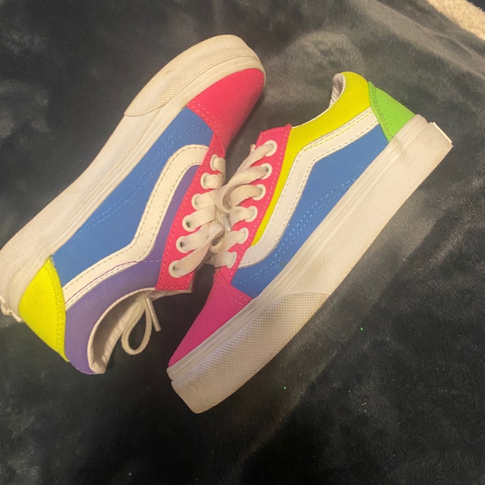 Girls Vans